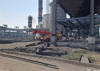  रियल इस्पात संयंत्र में ब्लास्ट : 6 मजदूरों की मौत, 5 गंभीर, धमके से आसमां में फैला धुंआ