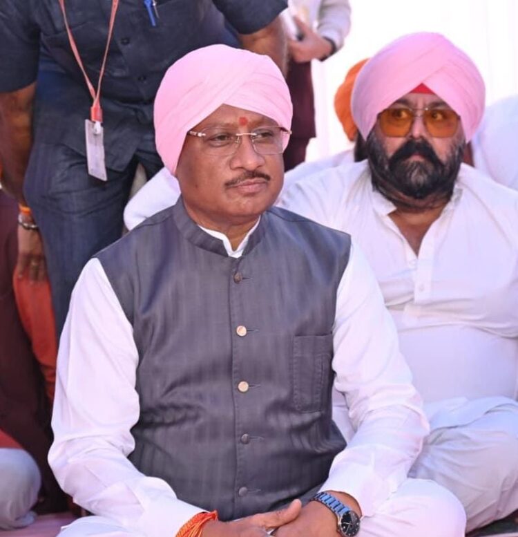 गढ़फुलझर नानकसागर में होला मोहल्ला कार्यक्रम में शामिल हुए मुख्यमंत्री विष्णु देव साय