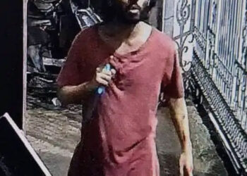 फिर पहलगाम जैसा हमला  :  धर्म पूछा, कलमा पढ़ने को कहा, फिर 2 वॉचमैन पर चाकू से वार