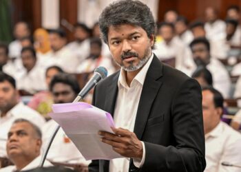  विजय को फ्लोर टेस्ट से पहले हाईकोर्ट का झटका, न्यायालय ने TVK विधायक को विधानसभा जाने पर लगायी रोक