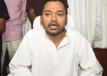 स्वास्थ्य मंत्री बनते ही निशांत कुमार एक्शन में : अधिकारियों के समक्ष रखे 11 फरमान 