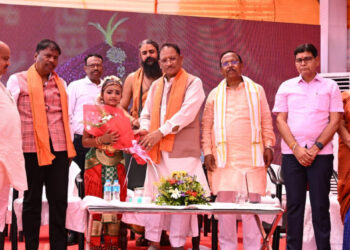 प्रधानमंत्री के नेतृत्व में देश की सनातन संस्कृति को मिला नया गौरव : रायपुर में  सोमनाथ स्वाभिमान पर्व में शामिल हुए मुख्यमंत्री