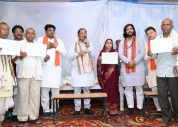 स्वामित्व से संपत्ति का अधिकार, बिहान से आत्मनिर्भरता की राह : कोसरंगी चौपाल में ग्रामीण विकास की दिखी तस्वीर