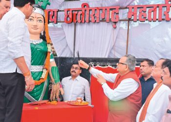 भाटापारा में महतारी और शहीद श्रीकृष्ण गजानन की प्रतिमा का अनावरण : आडिटोरियम का लोकार्पण, चौपाटी सहित विभिन्न विकास कार्यो का भूमि पूजन