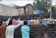सरपंच की धमकी से ग्रामीण आक्रोशित : अनियमित निर्माण कार्य की सीईओ से की शिकायत