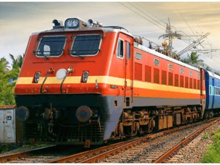 बड़ी खबर : 15 जुलाई से बदल जाएगा ट्रेन टिकट बुकिंग का तरीका, IRCTC ला रहा नई वेबसाइट और ऐप, मिनटों में होंगे सभी काम