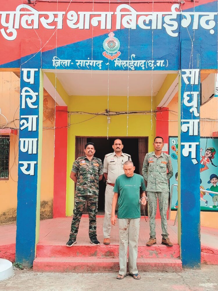 शराब के नशे में विवाद : पति ने बांस के डंडे से पीट-पीटकर की पत्नी की हत्या, आरोपी गिरफ्तार