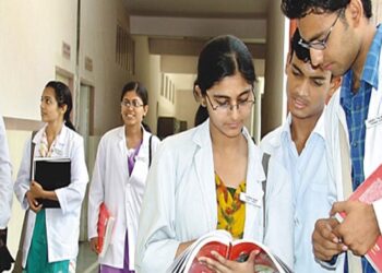छत्तीसगढ़ में 5 नए सरकारी मेडिकल कॉलेज खुलेंगे : NMC से मिली मंजूरी, 50-50 सीटों पर होगा प्रवेश