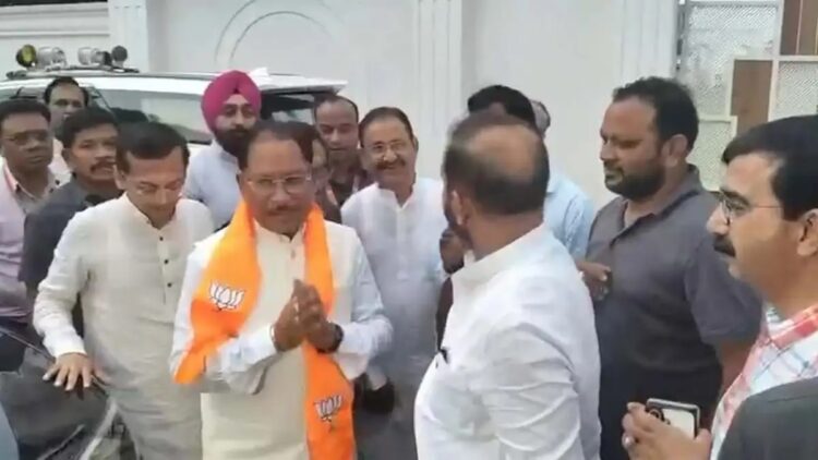 मुख्यमंत्री साय ने की काम-काज की समीक्षा : पूछा क्या प्रभारी मंत्री जिले में बैठक ले रहे हैं या नहीं
