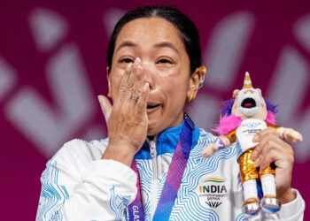  कॉमनवेल्थ गेम्स : भारत ने 39 मेडल जीतकर हासिल किया चौथा स्थान, राष्ट्रगान सुन भावुक हुईं मीराबाई, बने कई ऐतिहासिक रिकॉर्ड