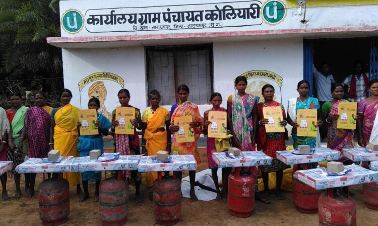 धुएँ से मुक्ति, स्वच्छ रसोई का उपहार : विष्णु भैया संग सशक्त नारी, खुशहाल परिवार