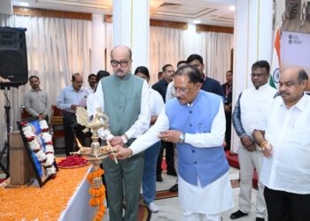 लोक भवन से ‘नशा मुक्त युवा विकसित भारत संकल्प अभियान’ का शुभारंभ : मुख्यमंत्री विष्णु देव साय हुए शामिल