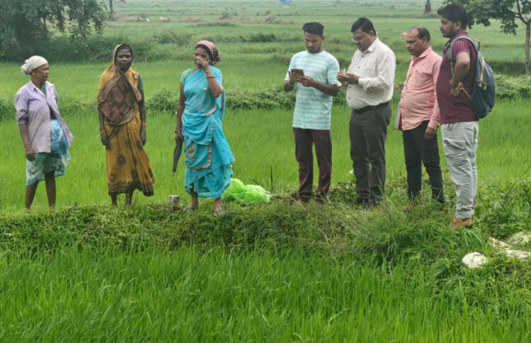 डिजिटल क्रांति की ओर नारायणपुर की खेती किसानी : 176 गांवों में 55 हजार से अधिक खसरों का हो रहा डिजिटल क्रॉप सर्वे