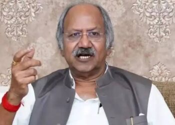 रायपुर सांसद बृजमोहन और स्वास्थ्य सचिव अमित कटारिया विवाद पहुंचा लोकसभा : स्पीकर ने मांगा फैक्टुअल नोट