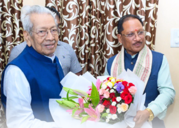 मुख्यमंत्री विष्णु देव साय का ओडिसा प्रवास : छत्तीसगढ़ के पूर्व राज्यपाल विश्वभूषण हरिचंदन से की सौजन्य भेंट
