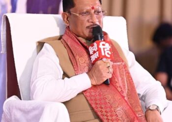 शाइनिंग छत्तीसगढ़ ‘शक्ति स्वरूपा’ कार्यक्रम में शामिल हुए मुख्यमंत्री : विभिन्न क्षेत्रों में उल्लेखनीय योगदान देने वाली महिलाओं का सम्मान