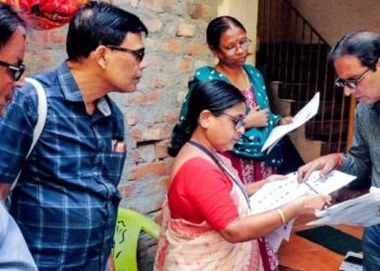 घर-घर दस्तक देंगे BLO : छत्तीसगढ़ में फिर शुरू होगा मतदाता सूची का विशेष गहन पुनरीक्षण  