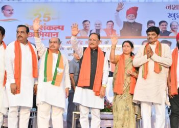 नशामुक्ती से बनेगा विकसित छत्तीसगढ़ : मुख्यमंत्री विष्णु देव साय देवेंद्र नगर से लाल चौक तक नशामुक्ति पदयात्रा में हुए शामिल
