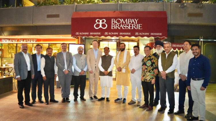 मुख्यमंत्री का सिंगापुर प्रवास : श्री साय की गार्डन्स बाय द बे के साथ महत्वपूर्ण चर्चा, सिंगापुर बिजनेस फेडरेशन के लीडरशिप डिनर में हुए शामिल